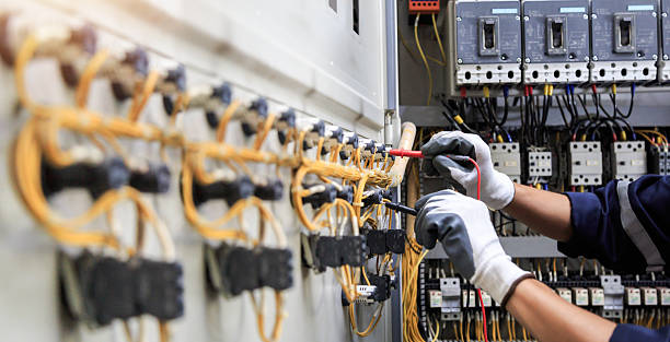 Professional Electrician technician working in Oakwood, PA